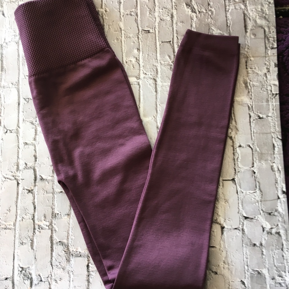 Tummy control fleece lined leggings NWOT - Picture 5 of 8